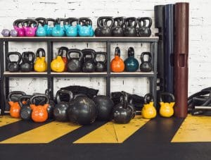 kettlebell på stativ