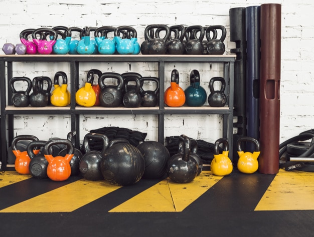kettlebell på stativ